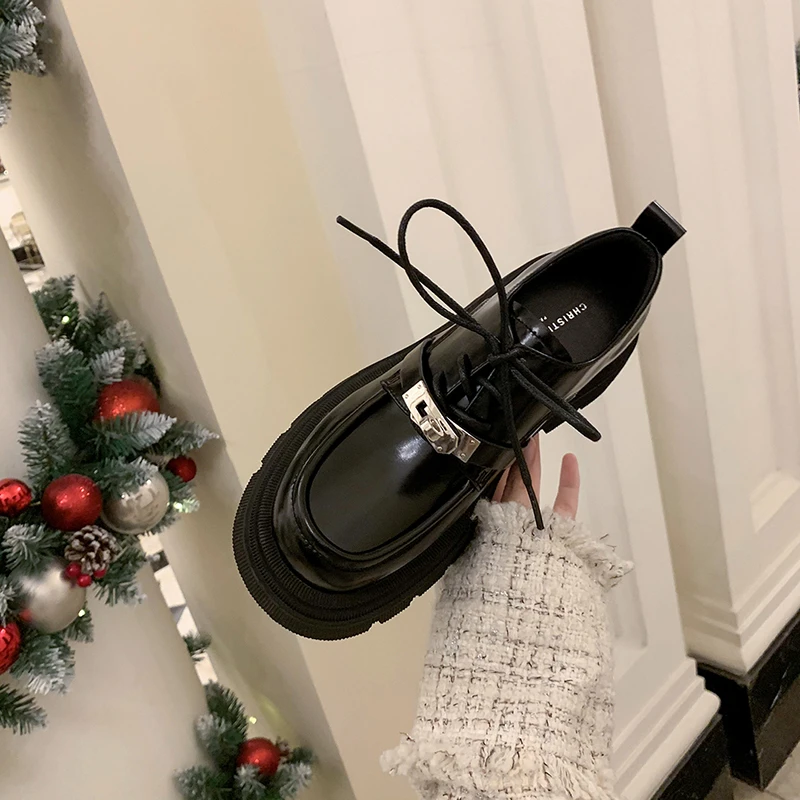 【柴碧云专属】锁扣圆头松糕厚底小皮鞋女乐福单鞋E24D449A