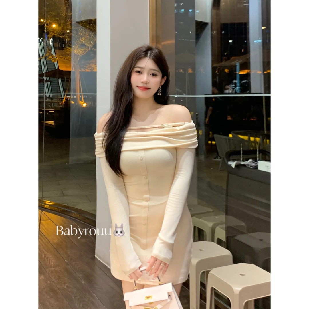 【现货】baby rouu【纯欲DNA】秋季法式露肩收腰包臀修身气质连衣裙
