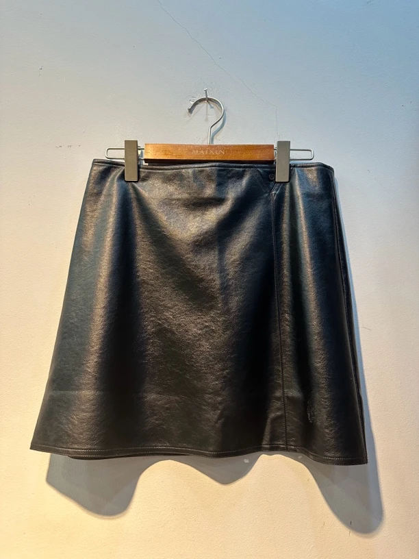 麦寻24新款QHSXP003皮裙半身裙女a字高腰显瘦短裙小个子包臀裙潮