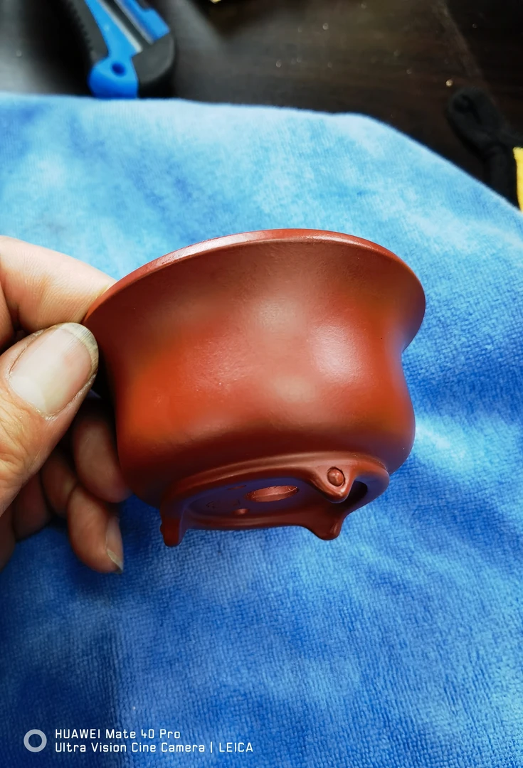 M46尖三角小金钟大红袍紫砂花盆外口径8.5*4cm