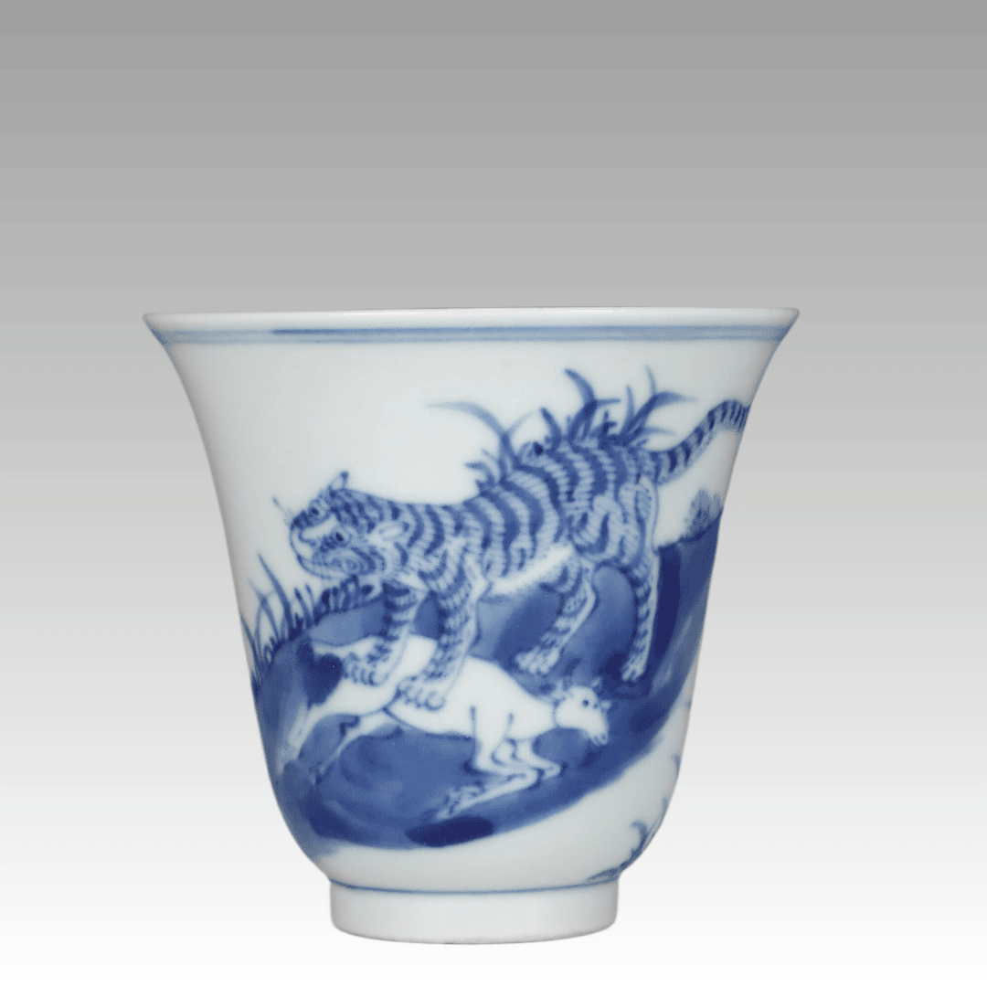 青花捕猎图纹铃铛杯1214