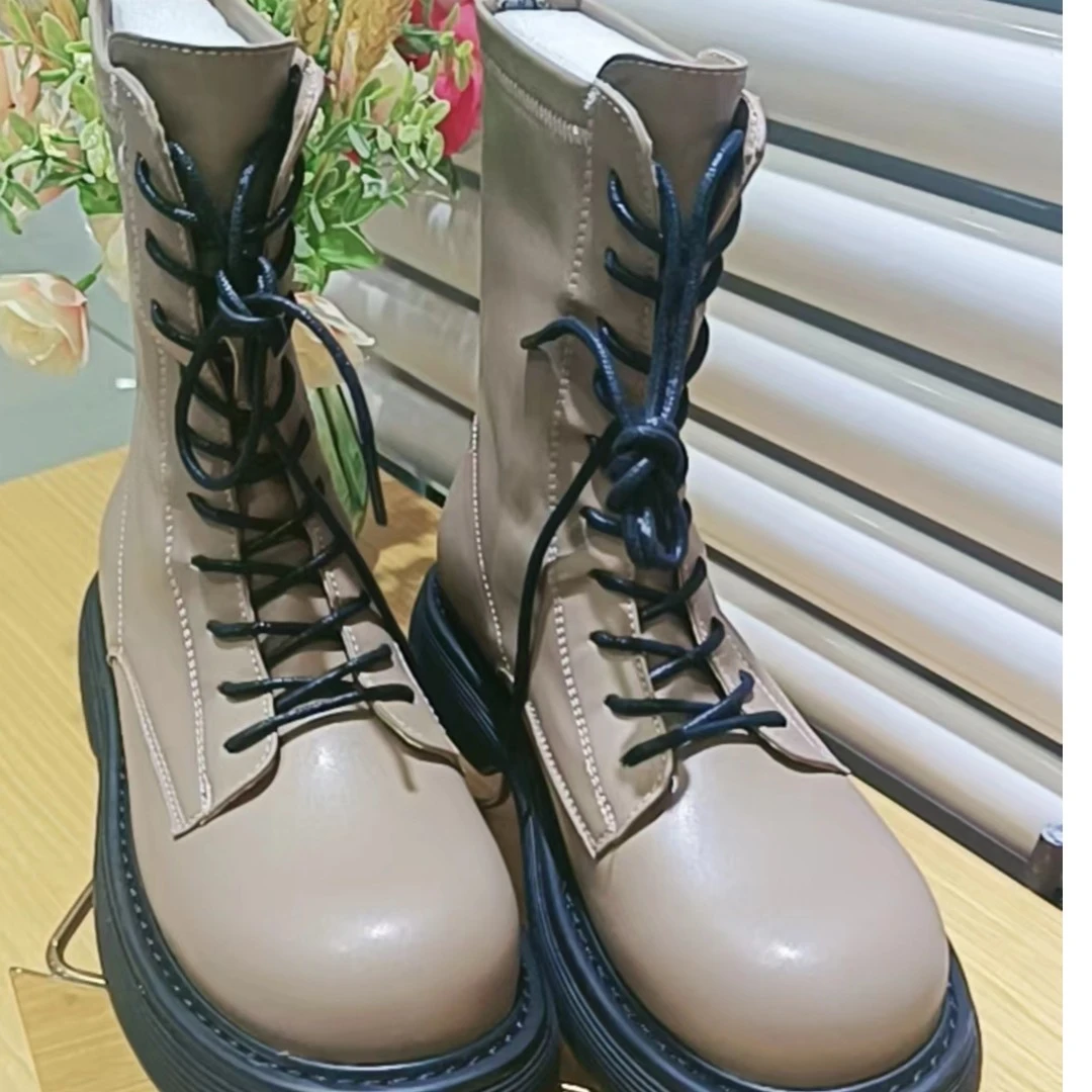 (新疆包邮）秋冬休闲时尚百搭厚底英伦风系带真皮中筒高帮马丁靴