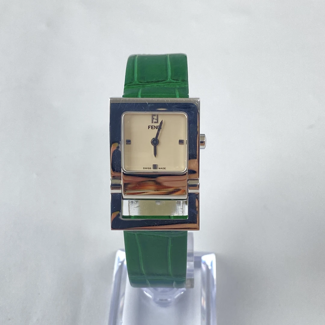95新 FENDI/芬迪 芬迪/BD423/时尚简约女士石英腕表/表径23mm