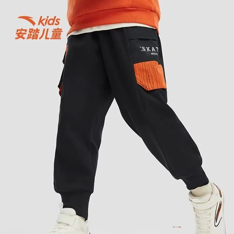 安踏儿童男生冬季加绒加厚保暖裤子运动裤针织新款加厚工装裤8716