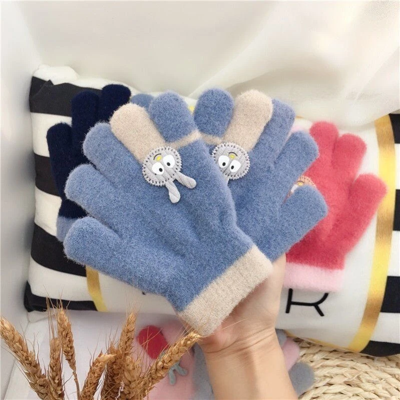 儿童手套秋冬季可爱学生保暖防寒手套雪雕绒五指保暖针织手套轻薄