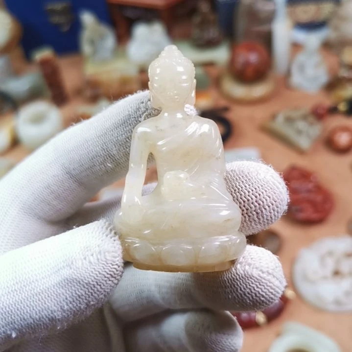 和田玉（糖玉）挂件未镶嵌闲**逛