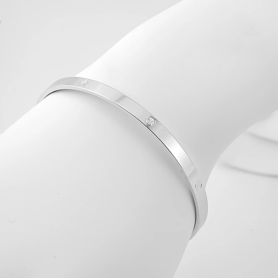 PT990 铂金卡家手镯 CV0593-4A