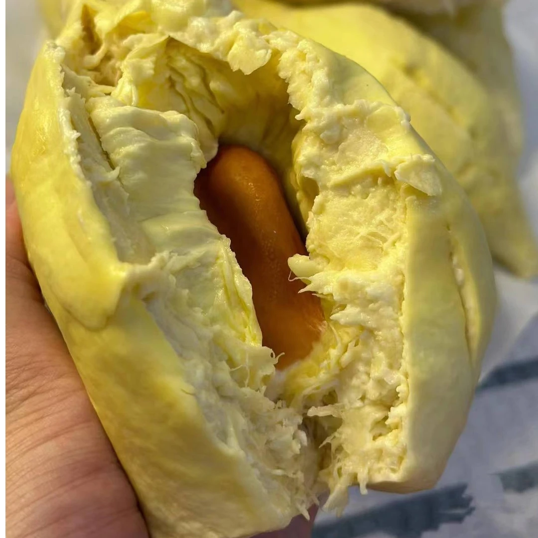 金枕现剥榴莲果肉138两斤