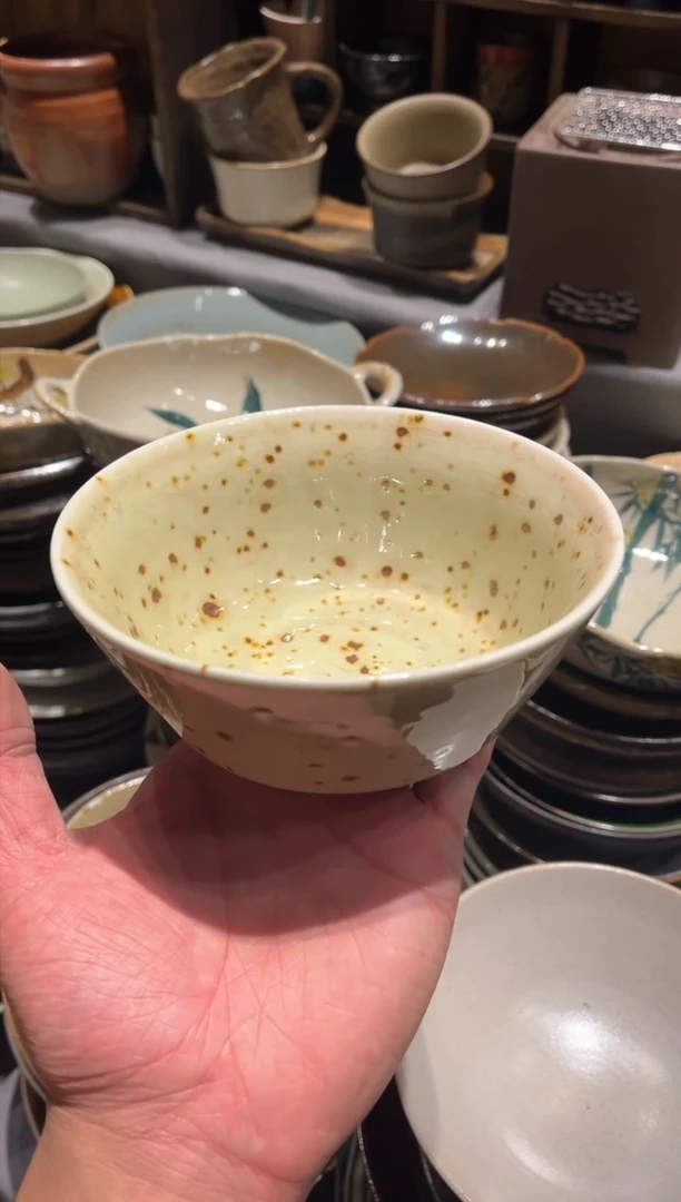 【闪购商品】瓷片5.5寸 枣红花马蹄碗 福利款