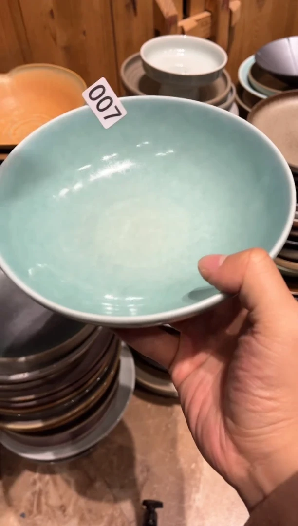 【闪购商品】陶瓷瓷片玛****悦7天蓝平底盘1个