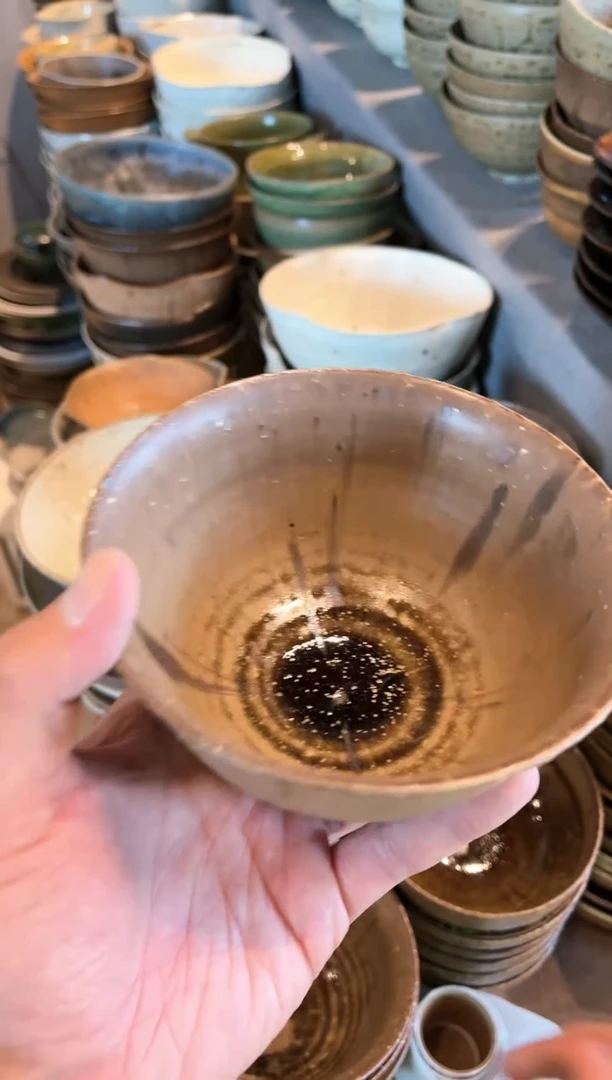 【闪购商品】瓷片458  微瑕棕泥手工碗1个