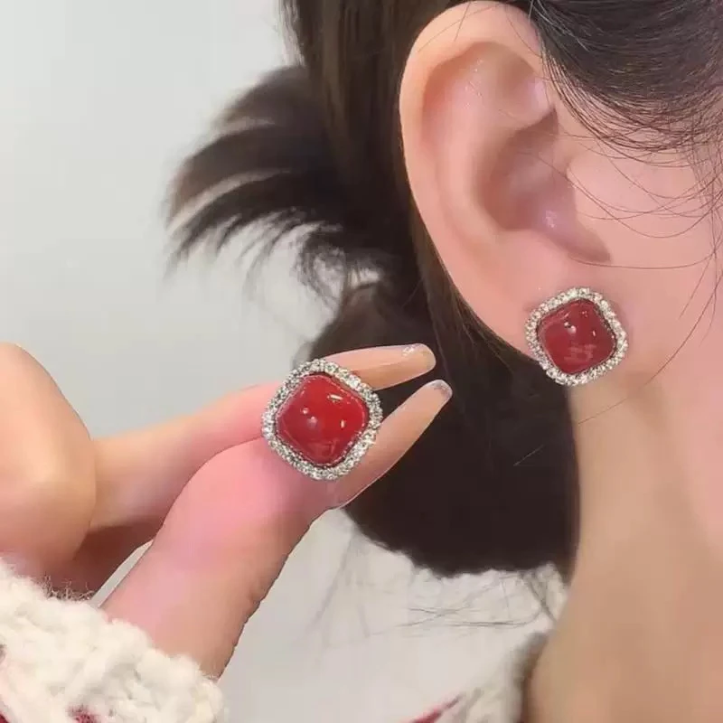 铜合金耳饰 【Q10】气质轻奢百搭简约简约优雅精致网红设计师耳环