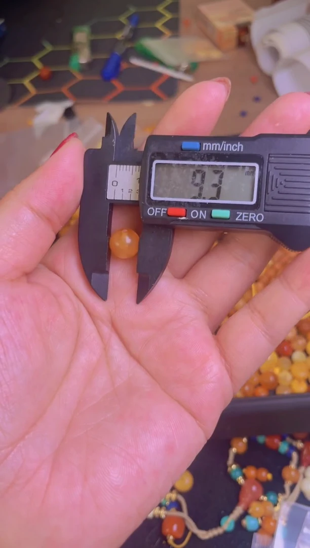 【闪购商品】琥珀裸石未镶嵌多样性发货