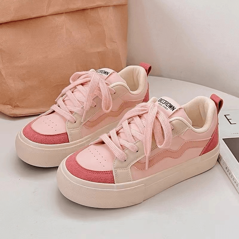 网红小白鞋女爆款2024新款厚底帆布鞋设计感小众百搭板鞋休闲鞋子