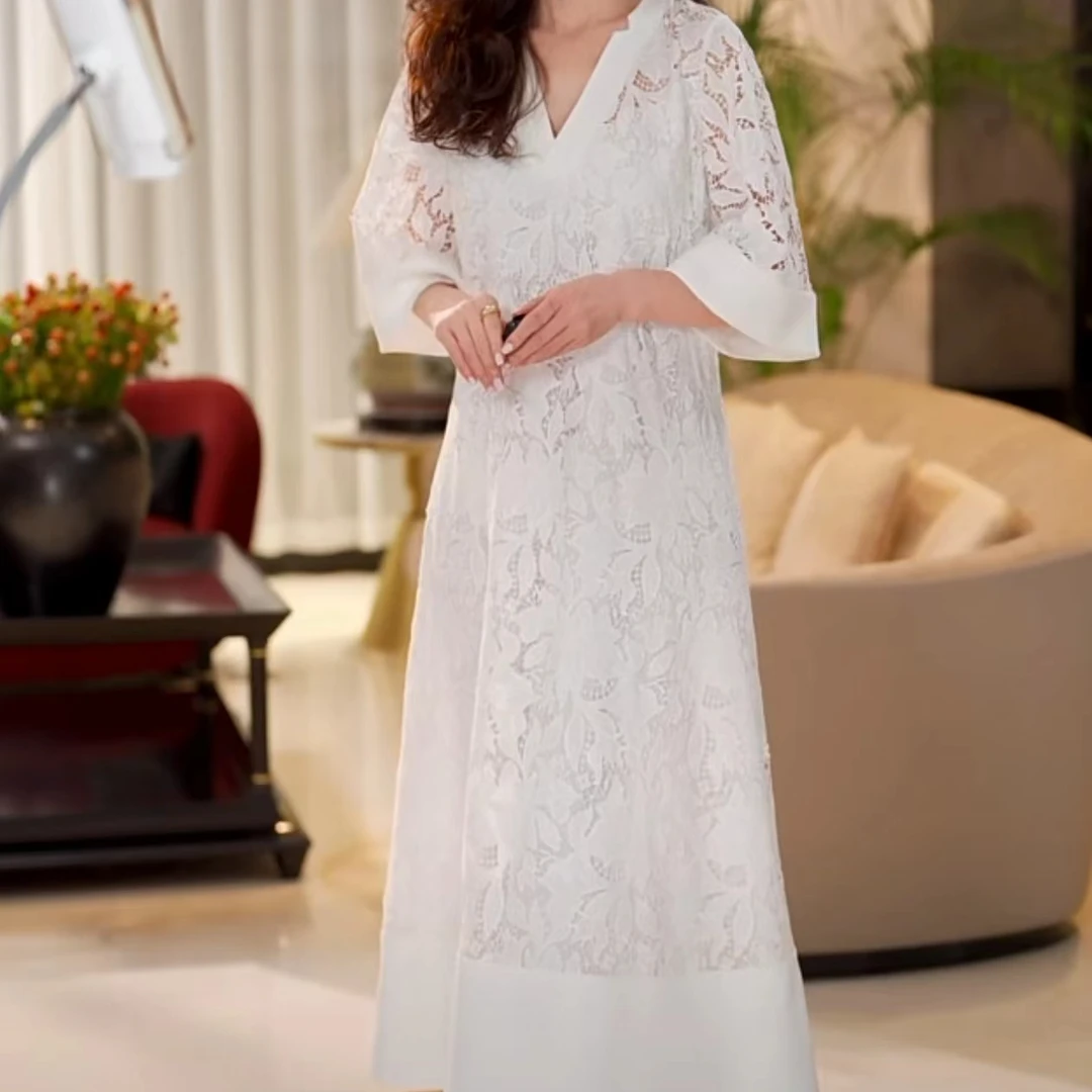 EDFNOT/杨红霞汝意FS度假风V领蕾丝裙FS-F24033