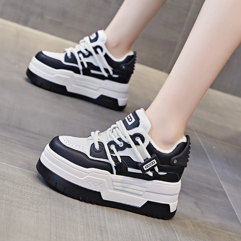 增高8.5cm加绒新款休闲板鞋子小白鞋女冬季2023年设计感厚底女鞋