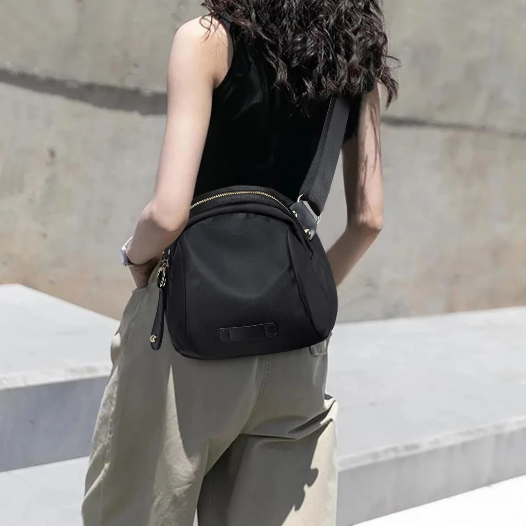 新品休闲轻便牛津布包包防水减压女士胸包单肩包斜挎包多用小包包