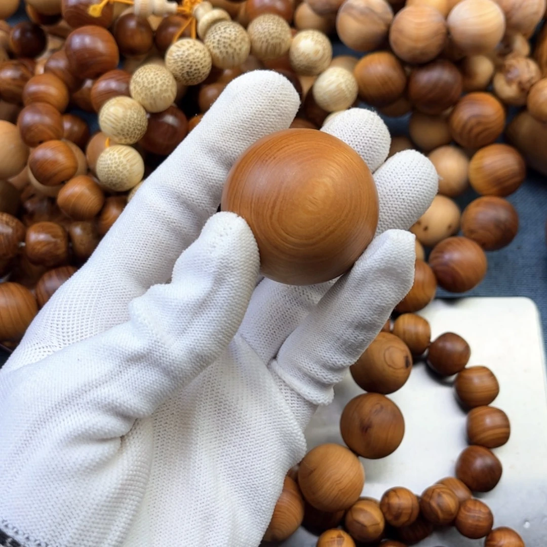 【闪购商品】崖柏把件自*～