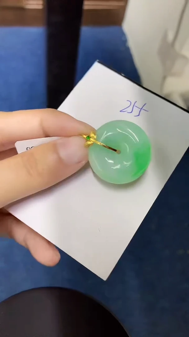 【闪购商品】翡翠颈饰18K金镶嵌00000000001