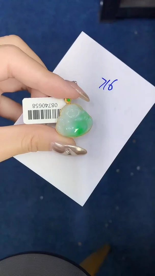 【闪购商品】翡翠颈饰18K金镶嵌0000000000