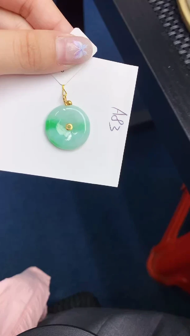【闪购商品】翡翠颈饰18K金镶嵌000000000