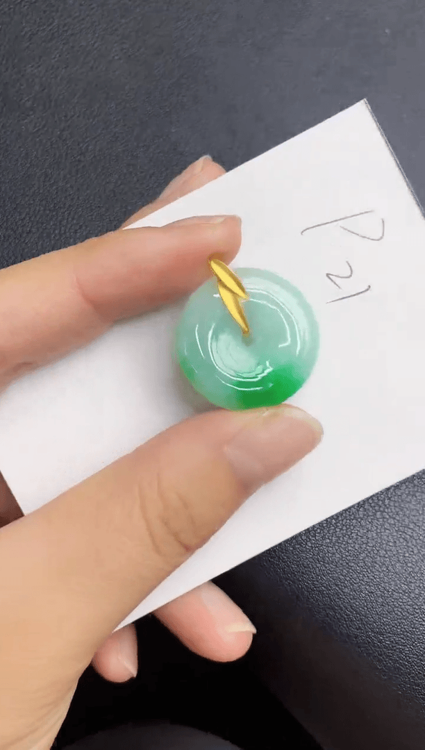 【闪购商品】翡翠颈饰18K金镶嵌000000000