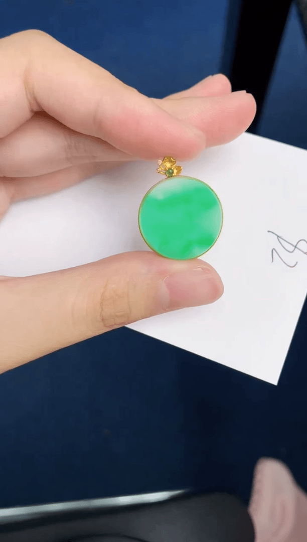 【闪购商品】翡翠颈饰18K金镶嵌0000000000