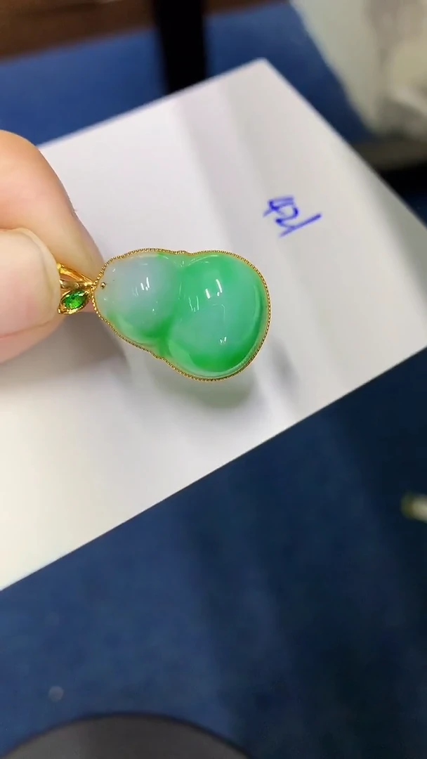 【闪购商品】翡翠颈饰18K金镶嵌0000000000