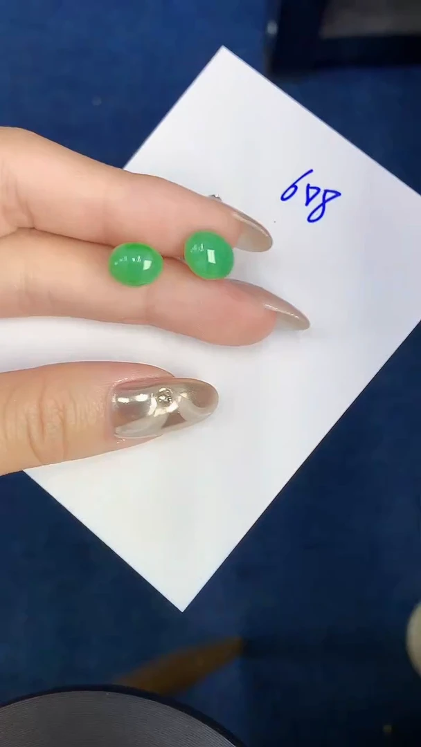 【闪购商品】翡翠颈饰18K金镶嵌0000000000