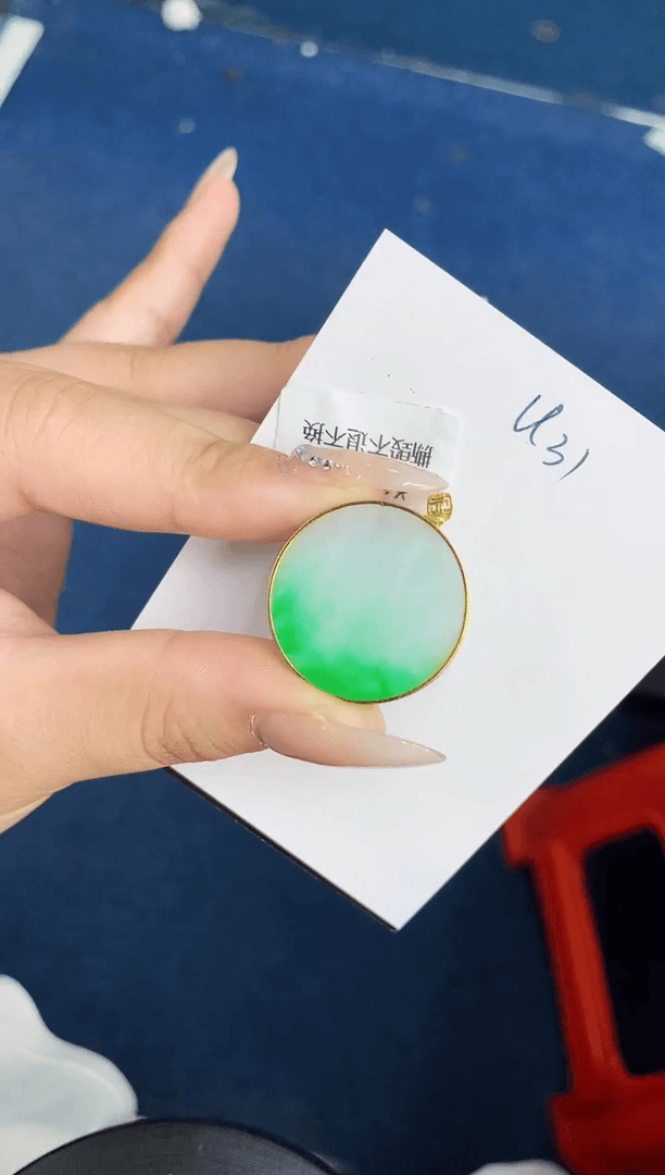 【闪购商品】翡翠颈饰18K金镶嵌000000000