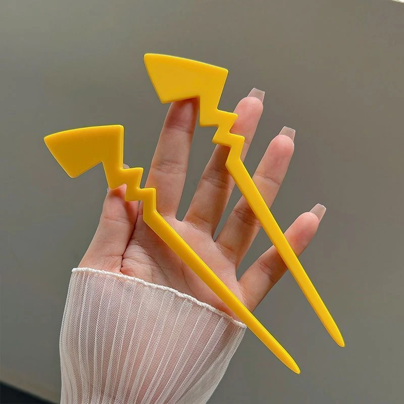 皮卡丘尾巴发簪简约后脑勺发饰少女感闪电簪子可爱盘发头饰品