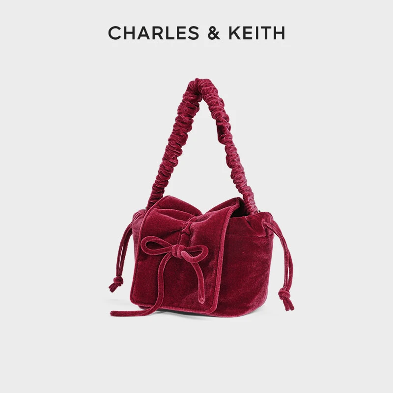 CHARLES & KEITHCHARLES  KEITH天鹅绒抽绳蝴蝶结单肩包50671688