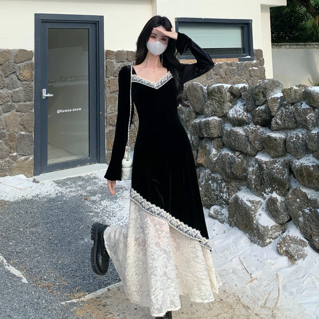 大码胖mm赫本风黑色丝绒连衣裙设计感蕾丝拼接温柔风显瘦长裙子女