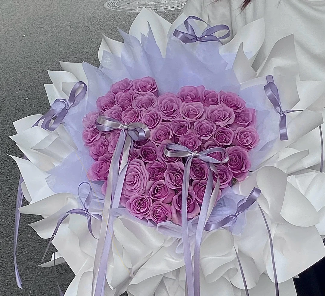 【喜运来鲜花】52紫霞玫瑰花束同城速递