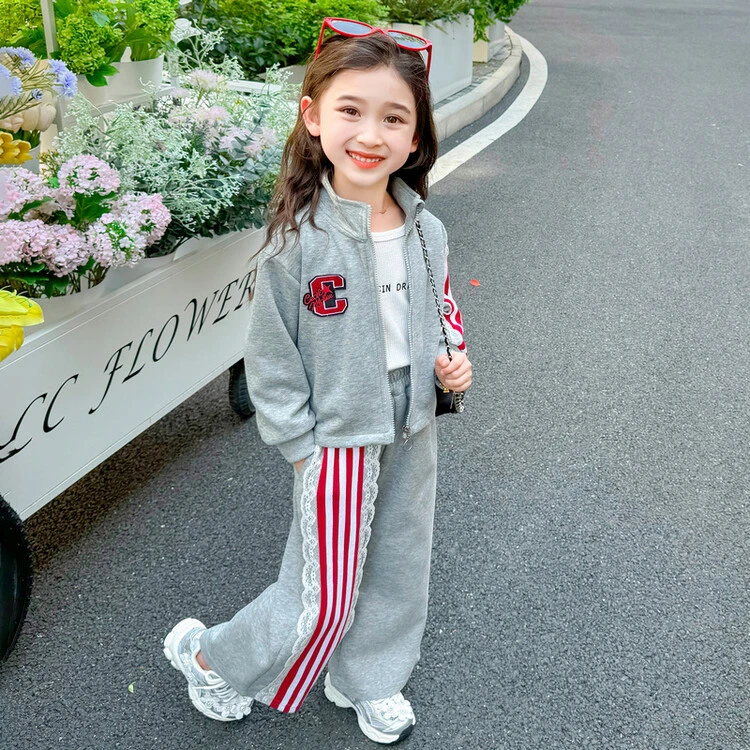 女宝宝套装时髦儿童休闲两件套春秋季韩版女童运动装洋气小童秋装