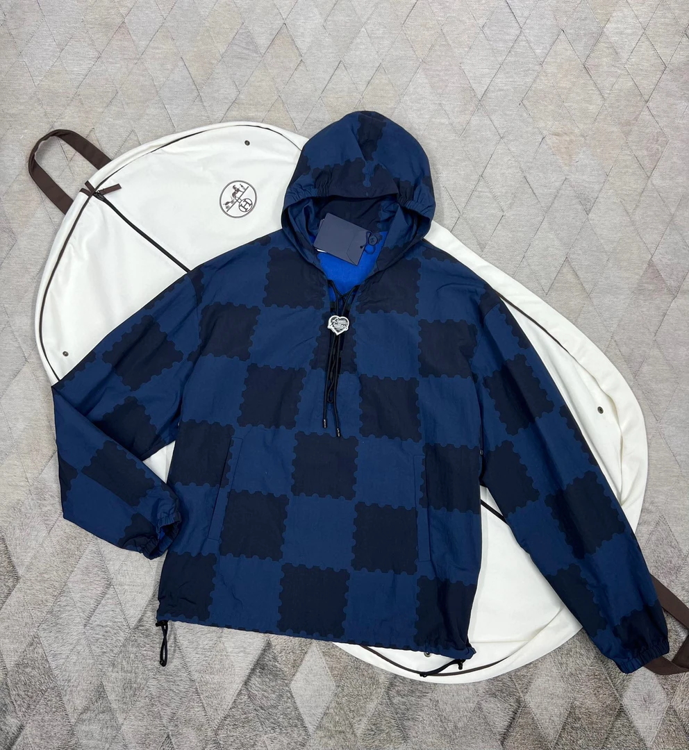 全新未使用 LV 127985 LV x nigo棋盘格冲锋夹克