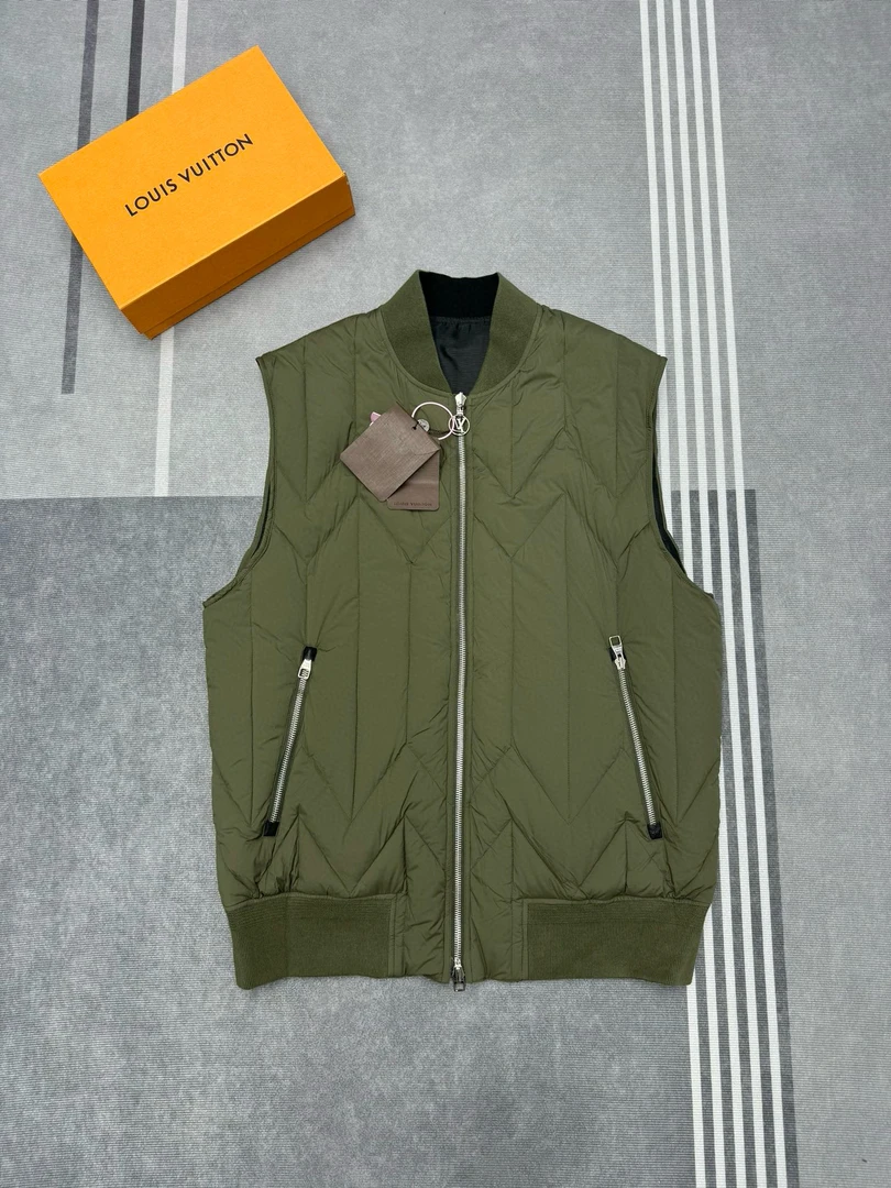 全新未使用 LouisVuitton/路易威登 131175 双面羽绒马甲