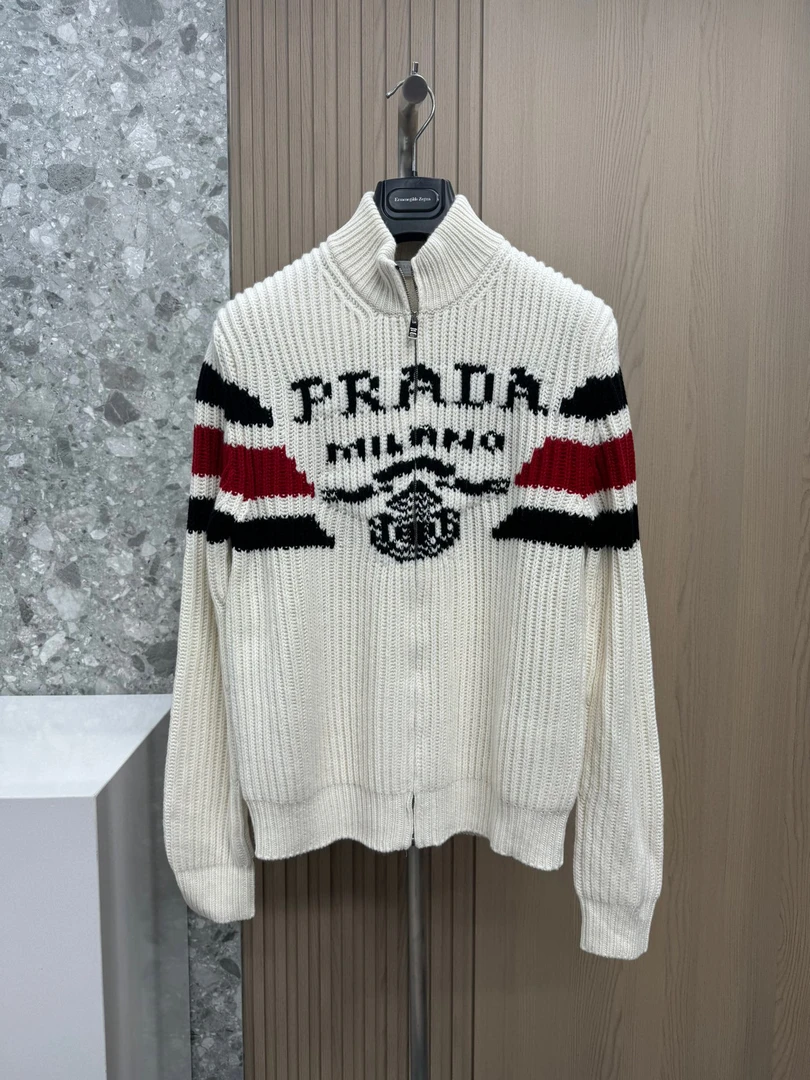 全新未使用 Prada/普拉达 131158 普拉达山羊绒针织衫
