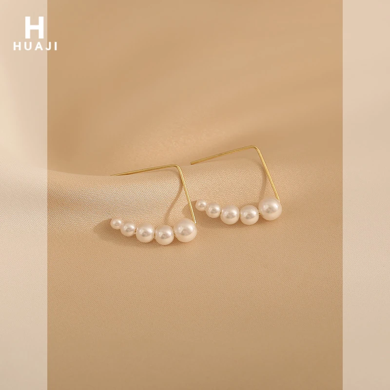 铜合金仿珍珠耳饰 新款耳环几何小众设计感法式简约耳钉精致气质