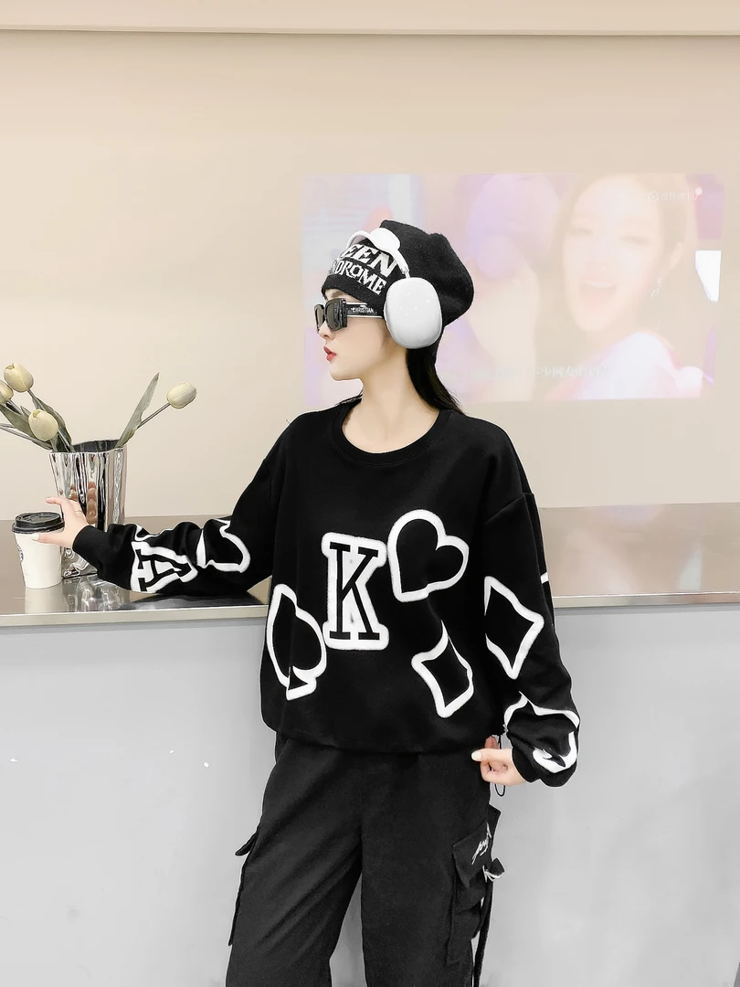 秋冬新款长袖时尚宽松百搭印花圆领女卫衣390