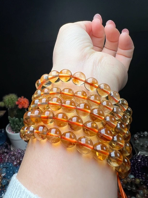 天然精品黄塔晶，暴力黄水晶，招米快乐之石，单圈手串多样性发一