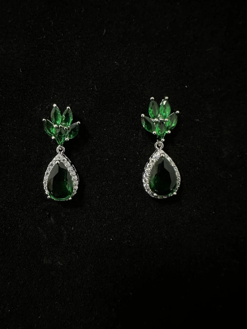 铜合金合成锆石耳饰 QE0530高奢耳饰