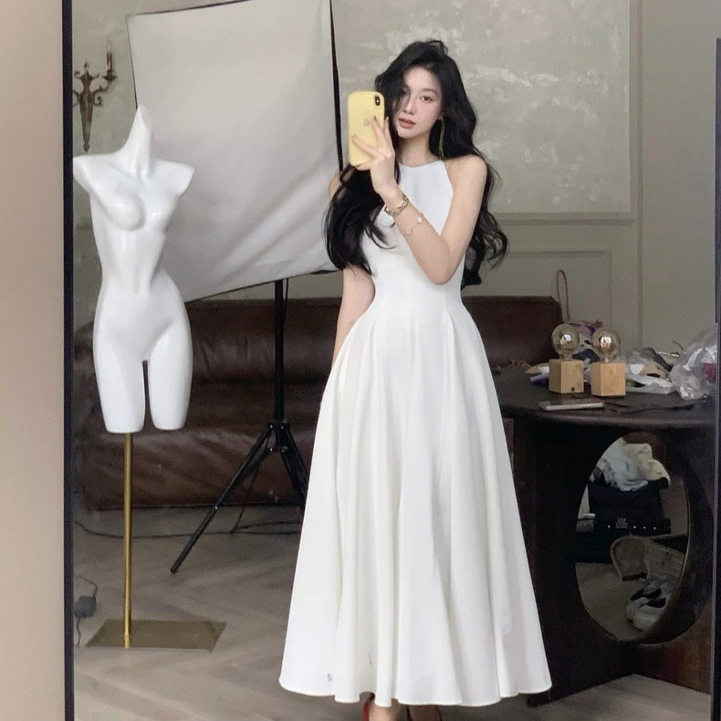 财阀千金名媛气质修身显瘦大裙摆无袖连衣裙生日酒会聚会礼服