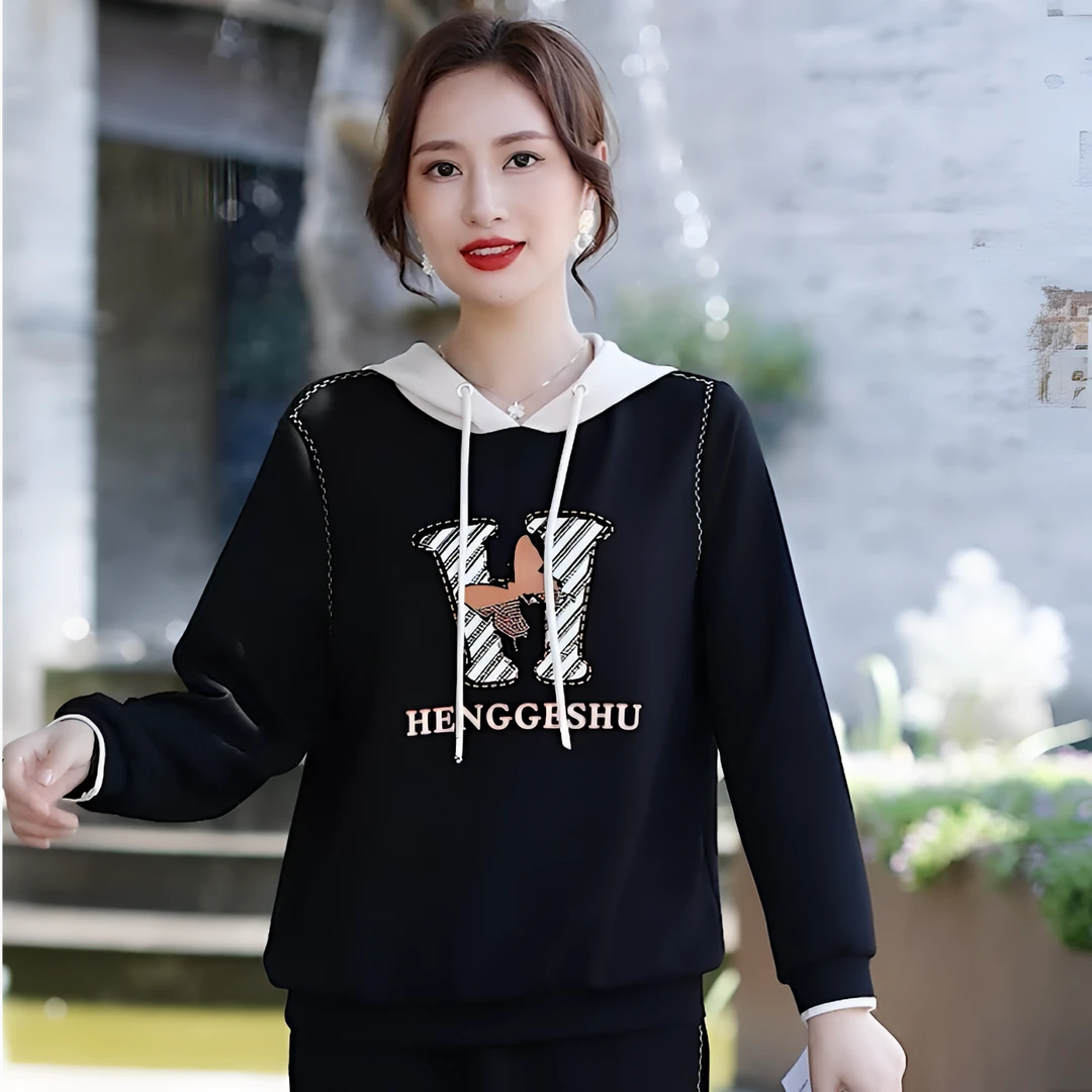 2025秋冬新款洋气妈妈装运动秋冬休闲大码时尚舒适减龄遮肉女上衣