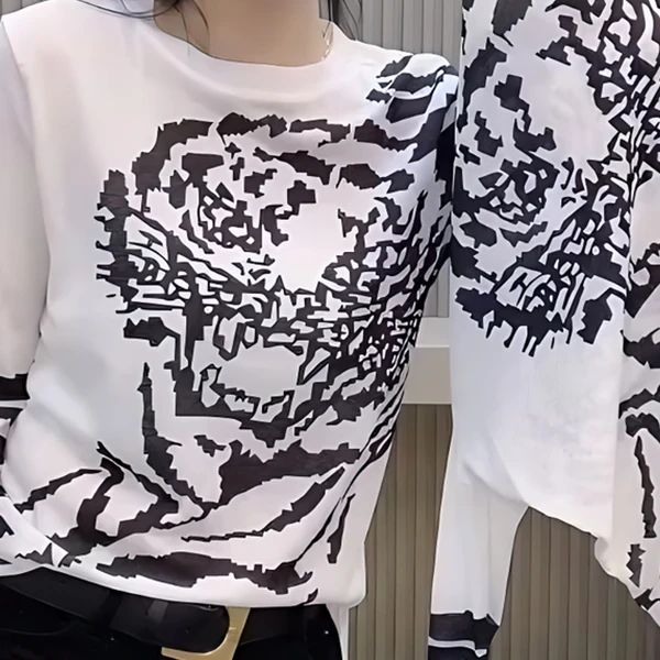 2025秋季国潮涂鸦老虎印花正肩长袖T恤女修身打底衫百搭高街上衣