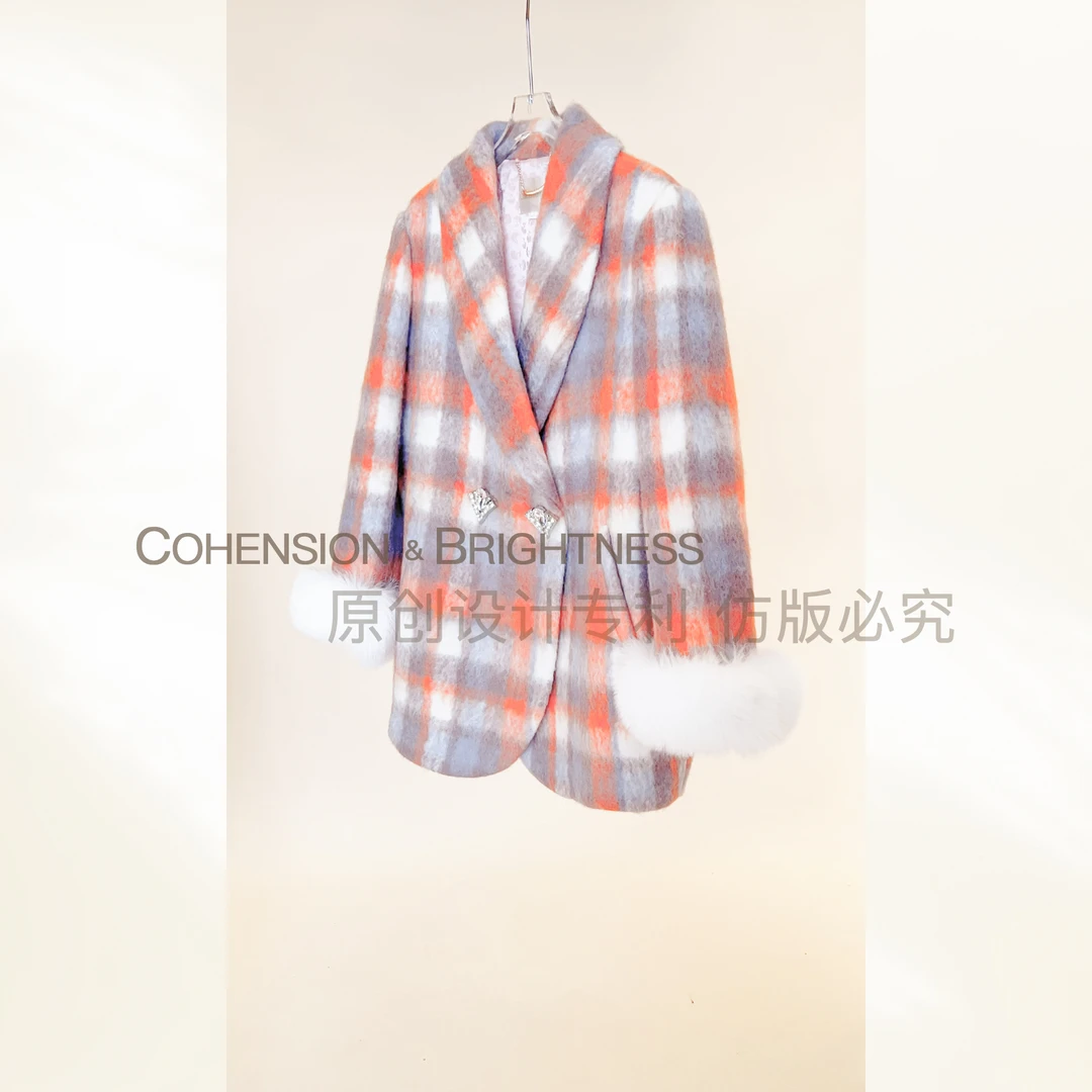 凝慧真的好【特定奢品面料/手感一绝】格子狐狸毛羊毛大衣DO006