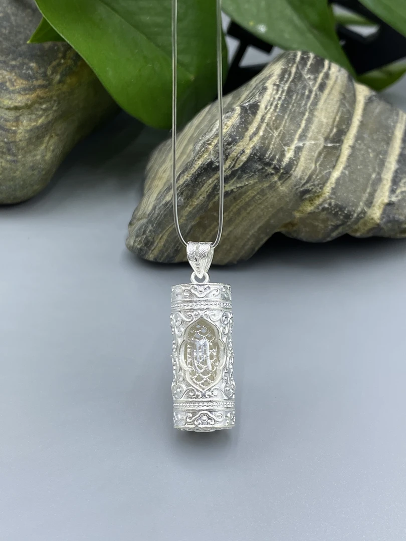 吊坠足银 侗石記 时来运转 转经筒 拉丝工艺