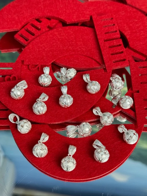 吊坠足银 侗石記手工拉丝圆球吊坠(一个)