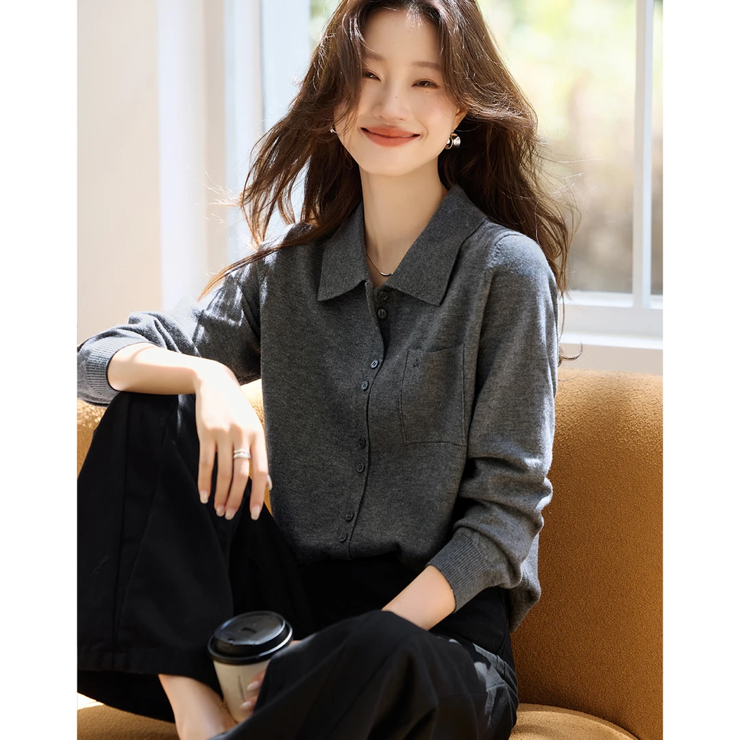 沫晗依美2025冬季新款气质文艺风百搭轻通勤衬衣翻领保暖软糯衬衫