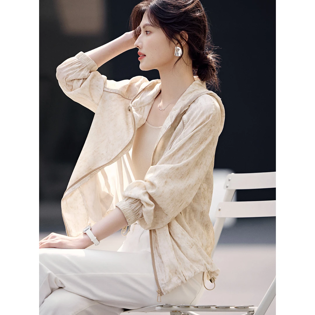 XWI/欣未2025夏季新款水墨晕染休闲百搭连帽遮阳空调衫外套女装